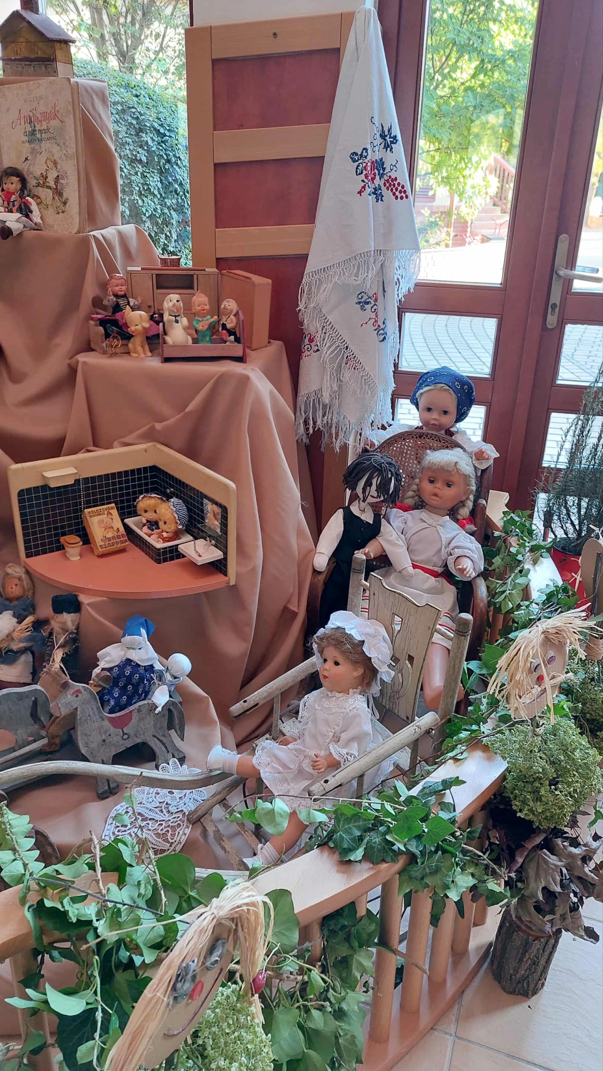 Messenger_creation_9F1DAA4A-60F5-4F9C-B592-C8B5E04B9481